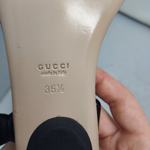 Gucci Black Strappy Willow Pearl Thong Sandal - Picture 4 of 11